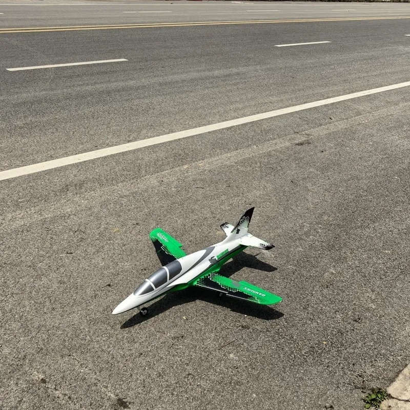 Outdoor Sport Hobbies - Avion RC Wing Wing Banshee 2ème