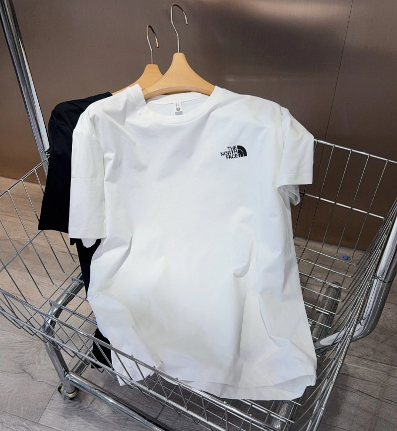 The North Face BASIC Letter Sp - Outdoor Sport North Face avis et prix